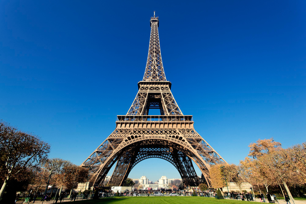 paris Paris